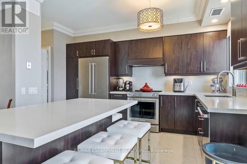 2706 - 35 Kingsbridge Garden Circle — photo 21 of 40
