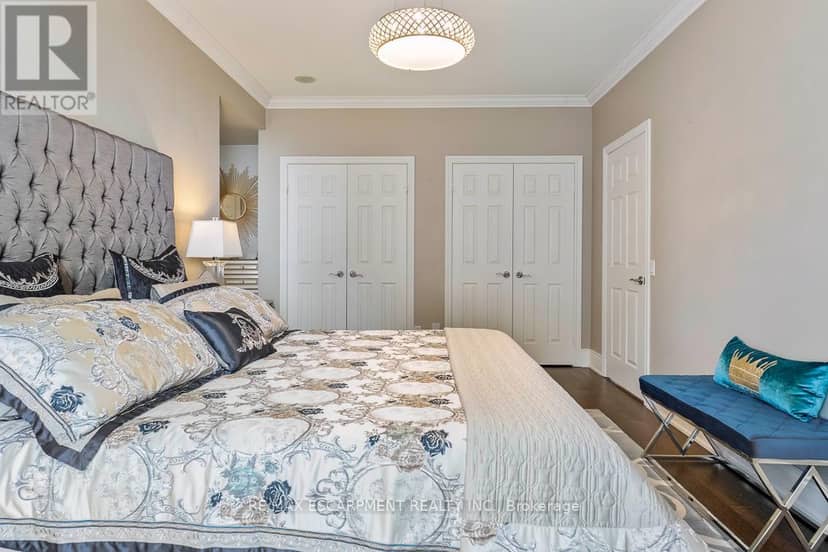 2706 - 35 Kingsbridge Garden Circle — photo 30 of 40