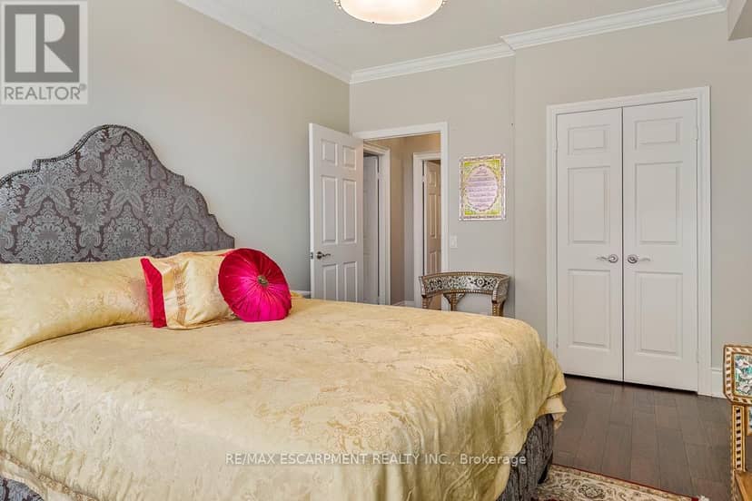 2706 - 35 Kingsbridge Garden Circle — photo 37 of 40