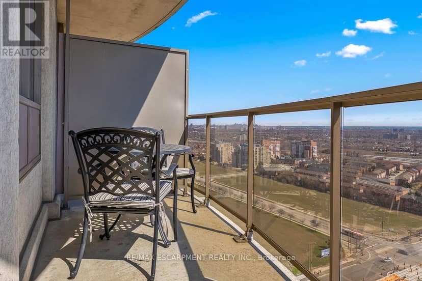 2706 - 35 Kingsbridge Garden Circle — photo 39 of 40