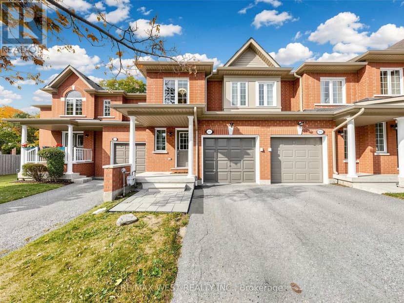 101 - 7360 Zinnia Place, Mississauga