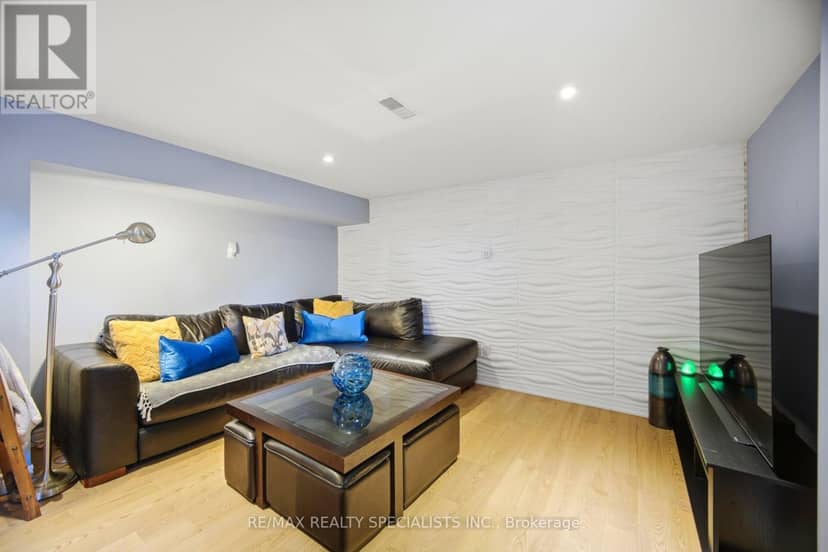 3673 Fieldgate Drive — photo 37 of 40