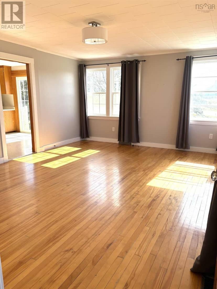 41 School Street — photo 4 of 24
