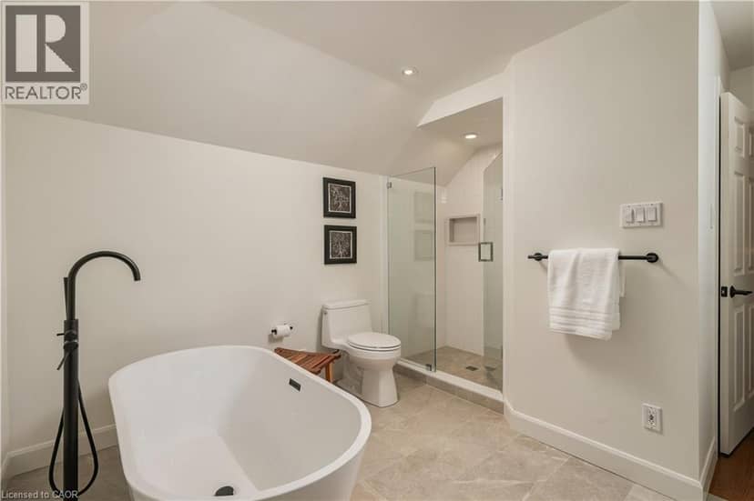1530 CHASEHURST Drive — photo 34 of 40