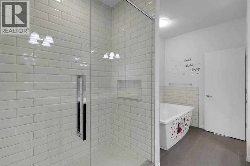 17 Yorkstone Way SW — photo 35 of 40