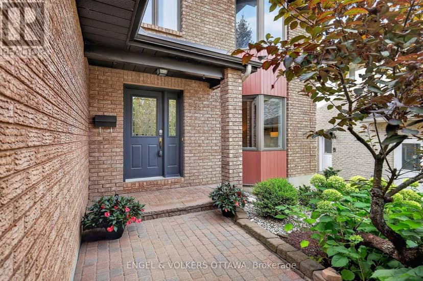 2106 Lamira Street, Ottawa, photo 3
