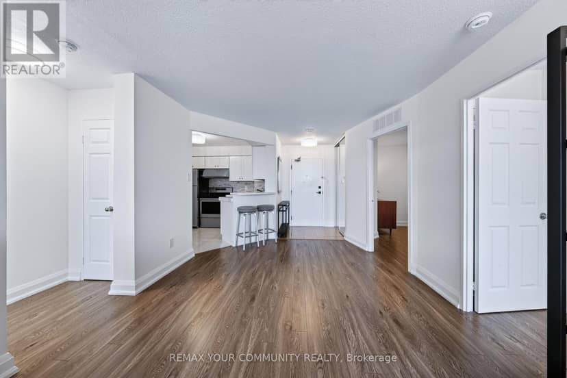 1011 - 8501 Bayview Avenue — photo 18 of 40