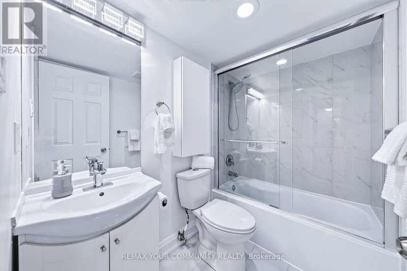 1011 - 8501 Bayview Avenue — photo 30 of 40