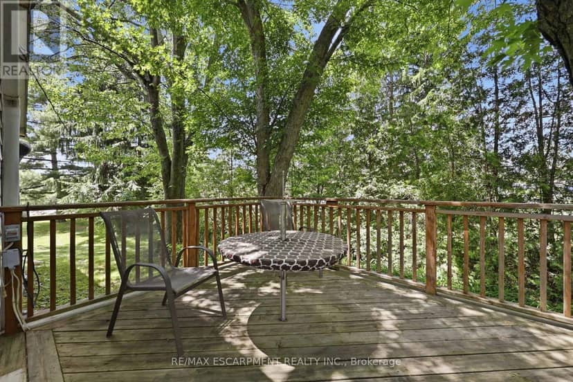8404 Chippewa Road — photo 36 of 40