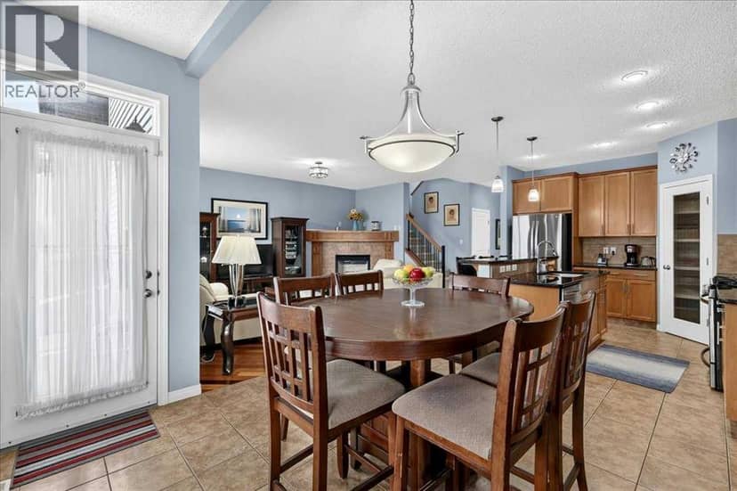 18 Copperstone Drive SE — photo 17 of 40