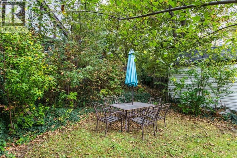 27 FORSYTH Avenue S — photo 40 of 40