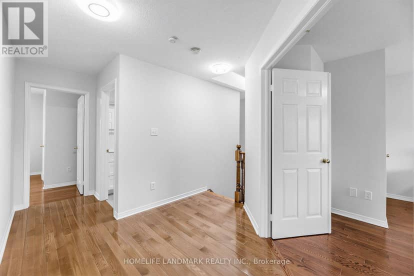 86 Laurier Avenue — photo 21 of 37
