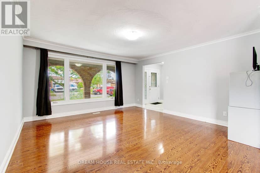 3764 Wyewood Road — photo 10 of 40