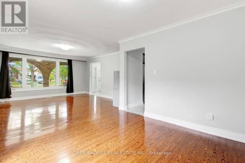 3764 Wyewood Road — photo 13 of 40