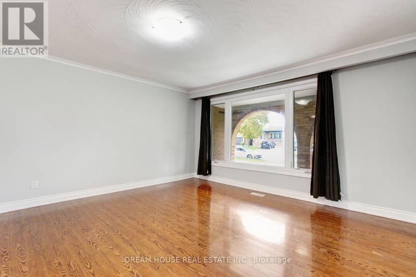 3764 Wyewood Road — photo 9 of 40