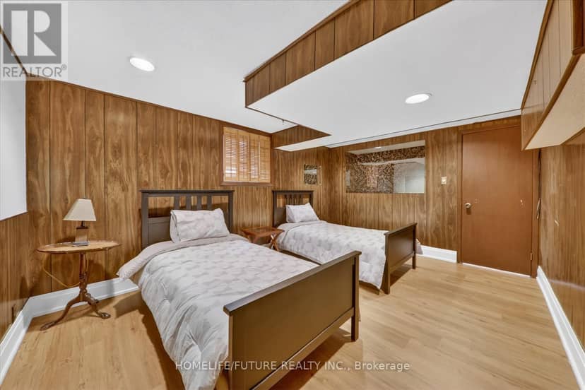 137 Woodland Park Road — photo 31 of 40