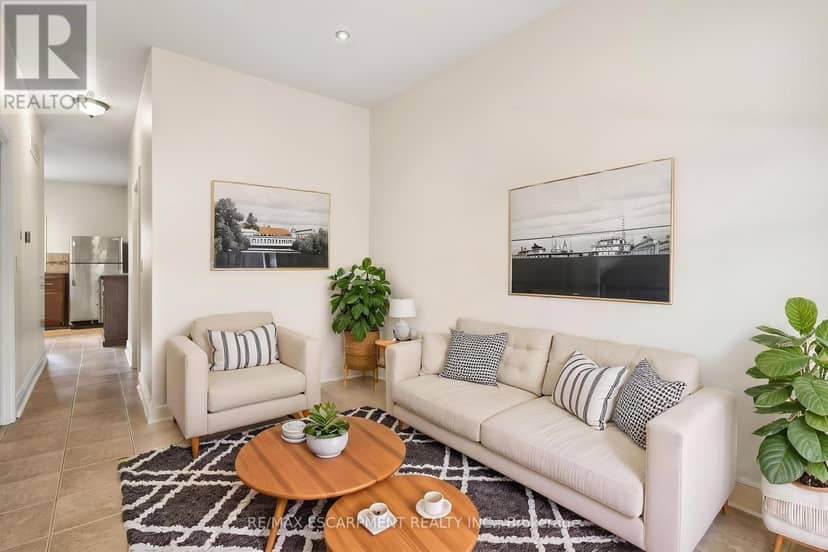 57 Tisdale Street N, Hamilton, photo 5