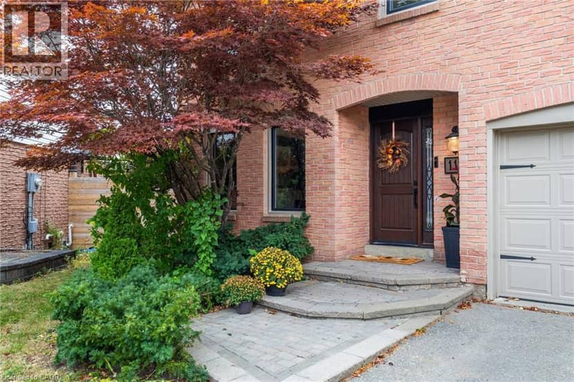 116 MIKADO Crescent — photo 3 of 40
