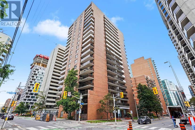 403 - 475 Laurier Avenue W, Ottawa