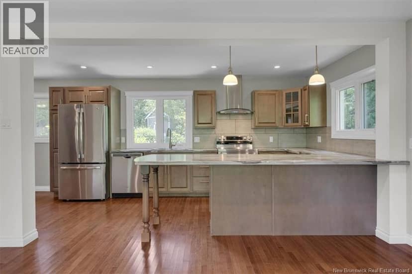 100 Kennebecasis Drive — photo 9 of 40