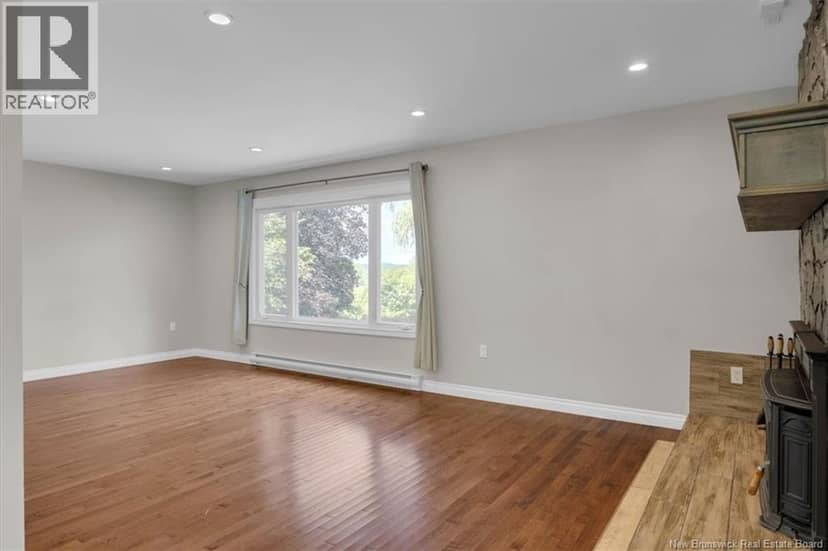 100 Kennebecasis Drive — photo 6 of 40
