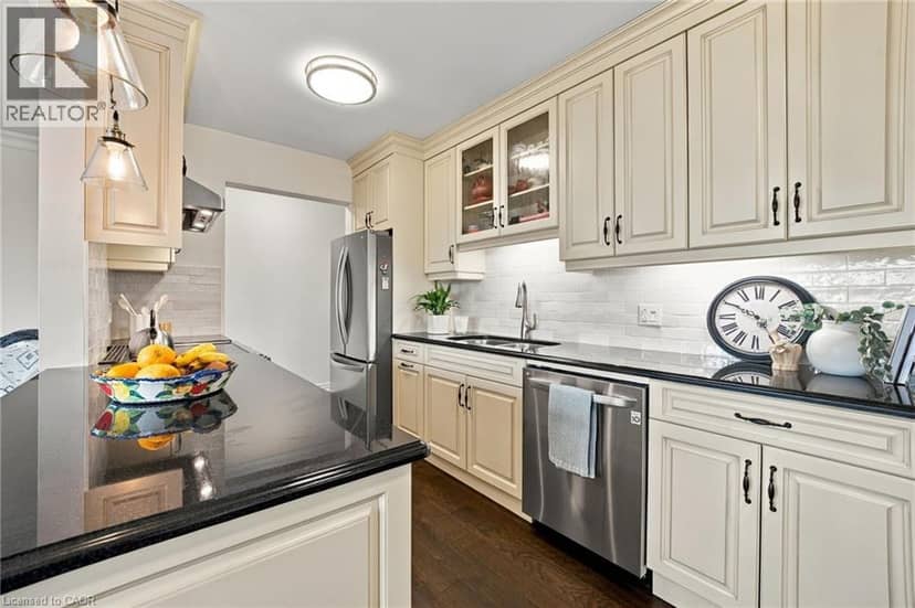 350 CONCESSION Street Unit# 303 — photo 16 of 40