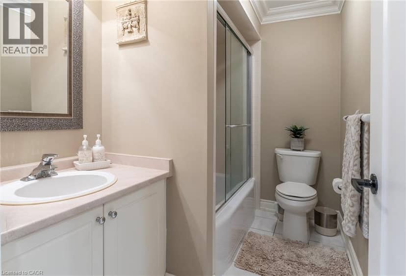 151 MOORE Crescent — photo 25 of 40