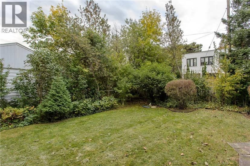 2104 EMERALD Crescent, Burlington, photo 6