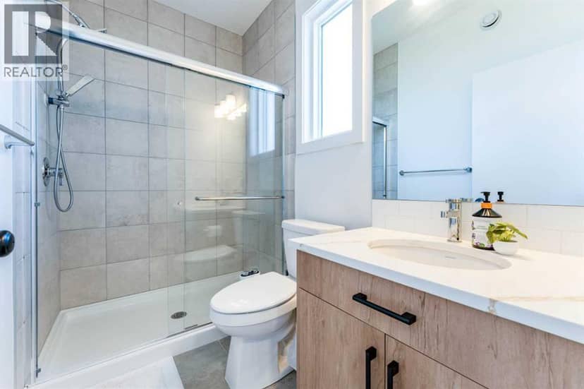 452 Tekarra Drive NW — photo 13 of 40