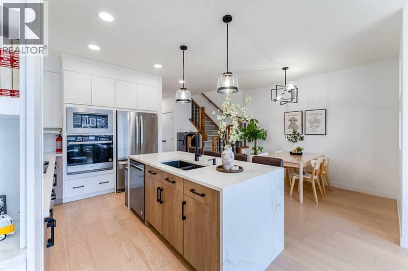 452 Tekarra Drive NW — photo 9 of 40