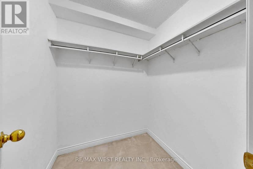 11 Brand Court — photo 38 of 40