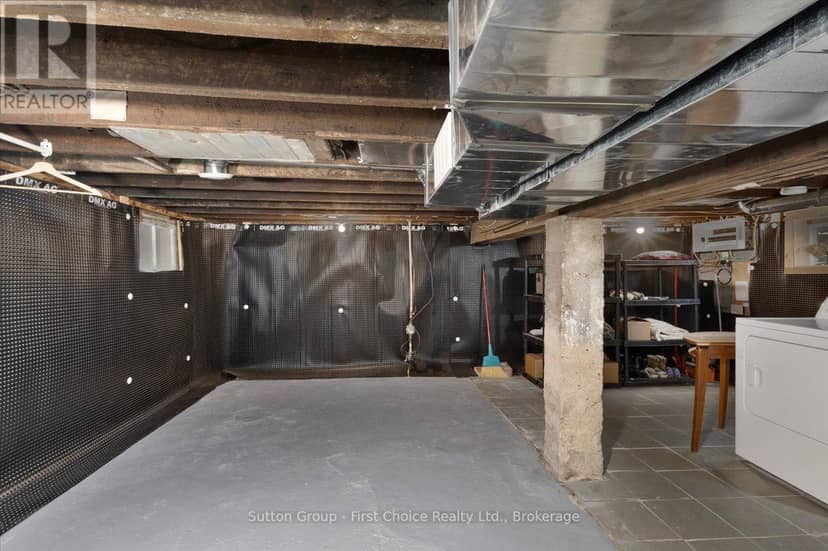 222 Brunswick Street — photo 23 of 36