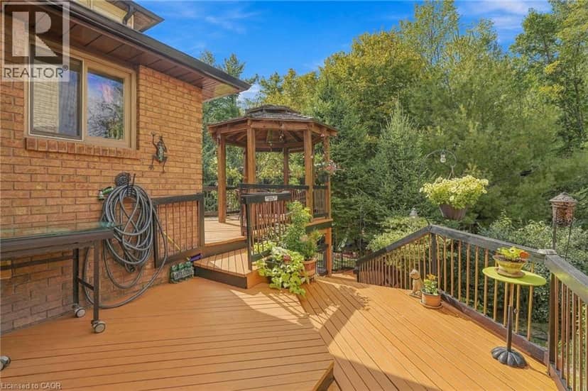 188 HOSTEIN Drive — photo 33 of 40