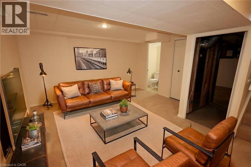 91 AVONWOOD Drive Unit# 34 — photo 19 of 23