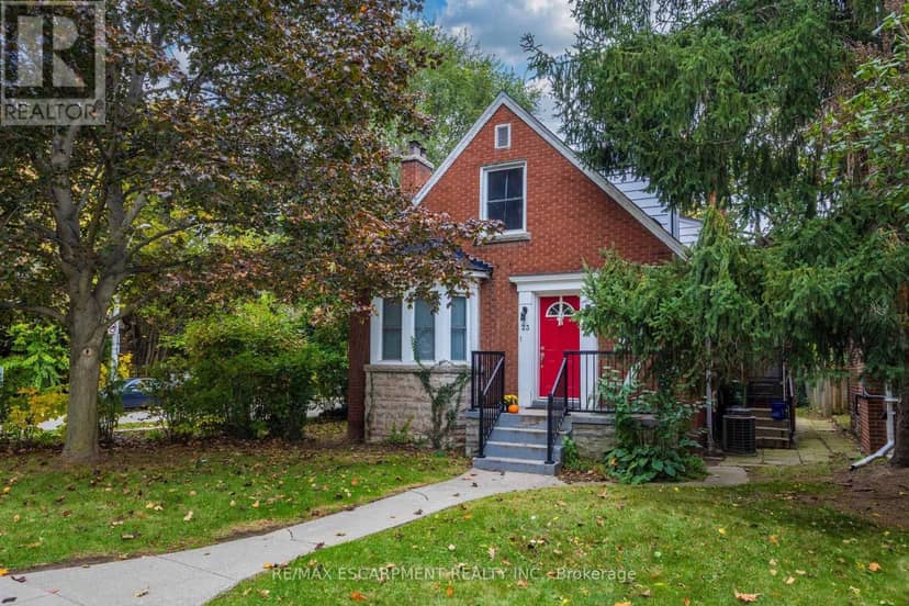 23 Forsyth Avenue S, Hamilton
