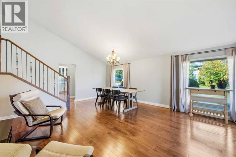 2445 Cherokee Drive NW — photo 13 of 40