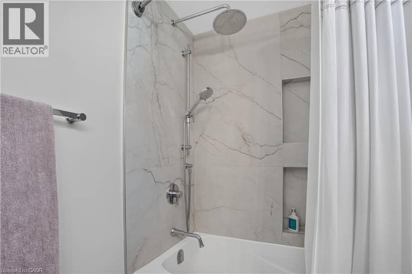 38 MEADOW WOODS Crescent — photo 32 of 40