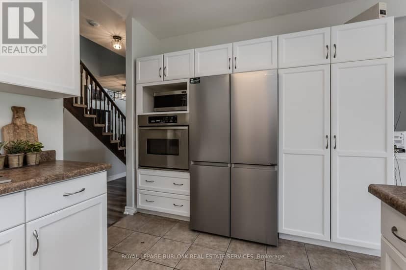 32 Great Oak Trail — photo 11 of 27