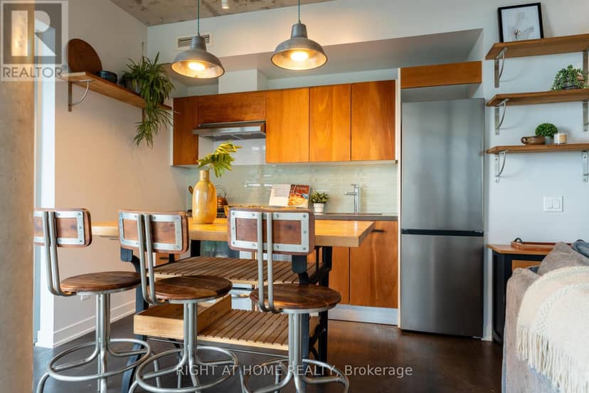 702 - 1201 Dundas Street E, Toronto, photo 7