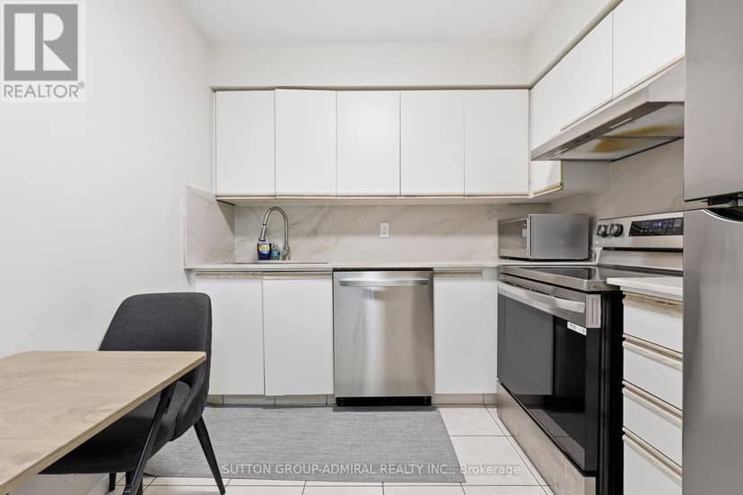 211 - 81 Townsgate Drive, Vaughan, photo 6