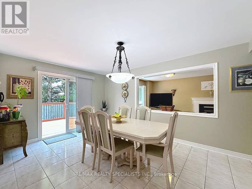 9 Siesta Court — photo 14 of 40