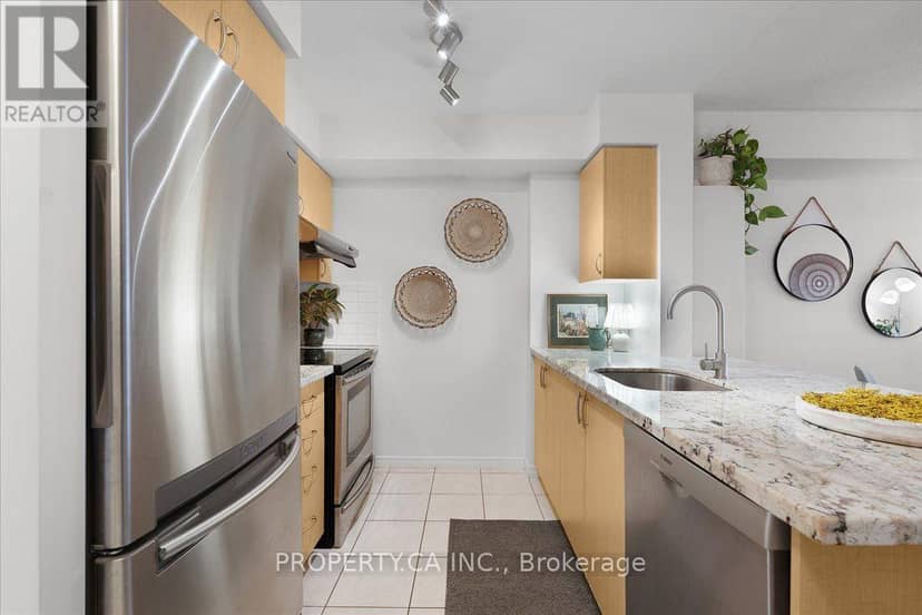 822 - 61 Heintzman Street, Toronto, photo 4
