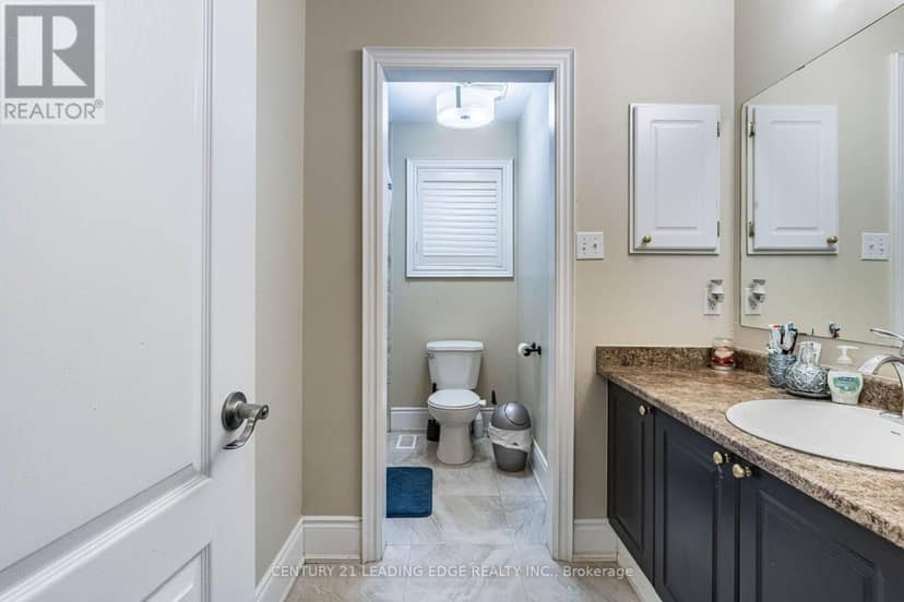 3562 Aquinas Avenue — photo 37 of 40