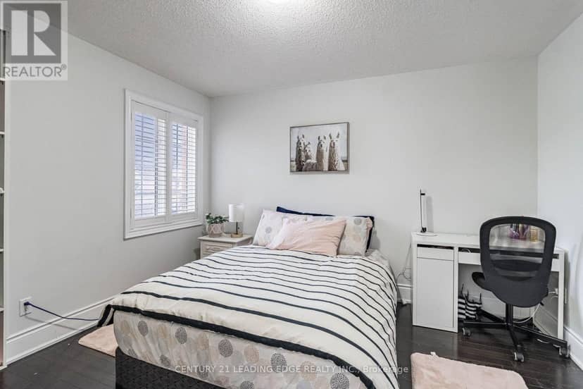 3562 Aquinas Avenue — photo 39 of 40