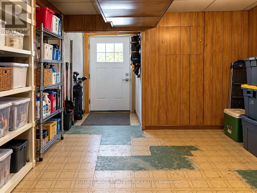 2774 Bucklepost Crescent — photo 19 of 24