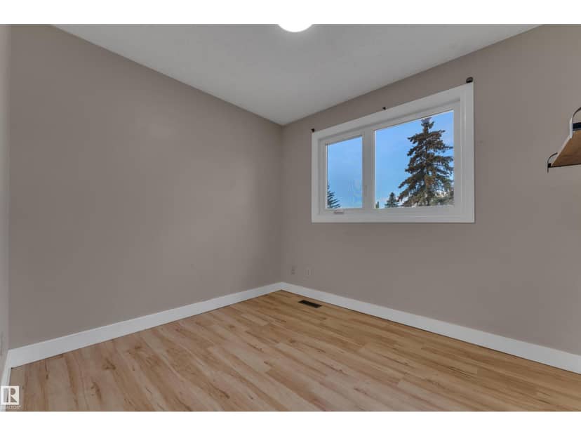#2 11115 27 AV NW NW — photo 18 of 35