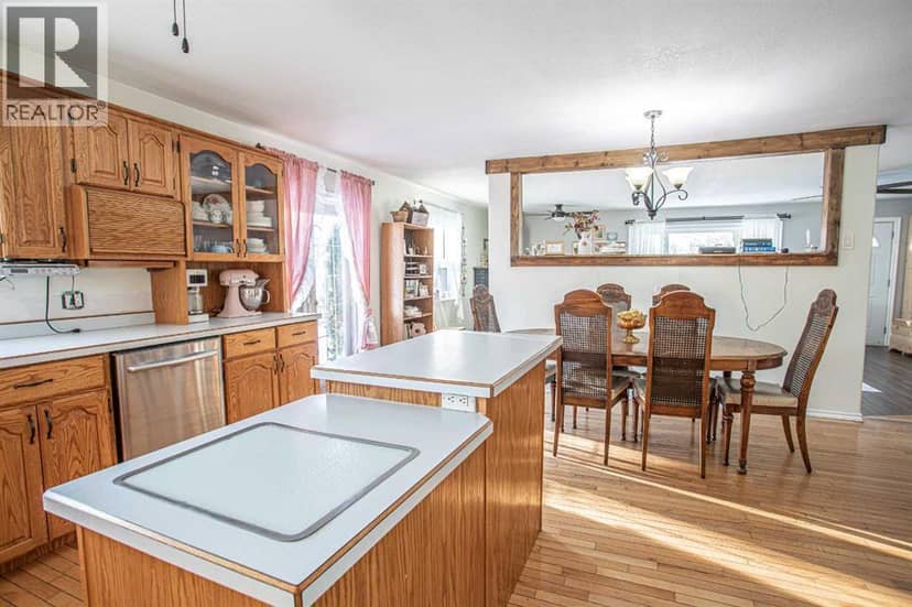 109531 Range Road 175 — photo 11 of 40