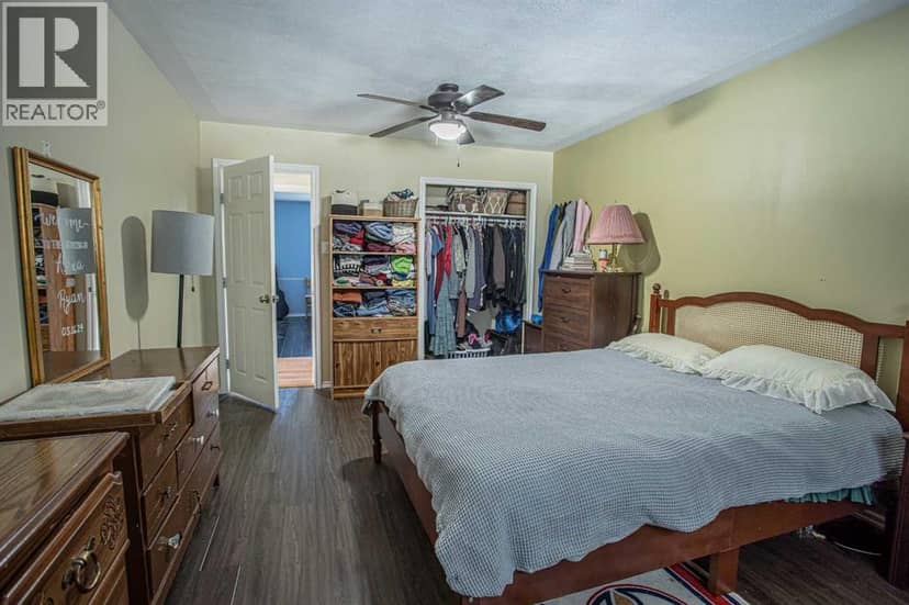 109531 Range Road 175 — photo 21 of 40