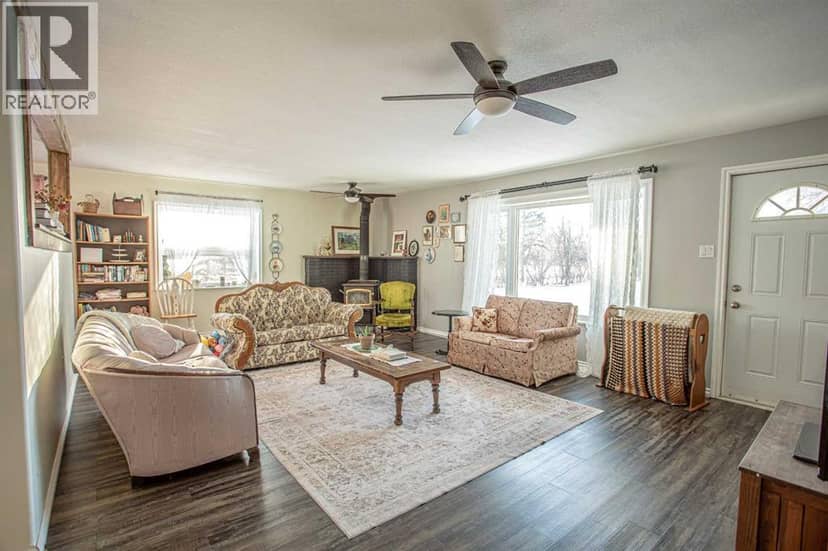 109531 Range Road 175 — photo 13 of 40