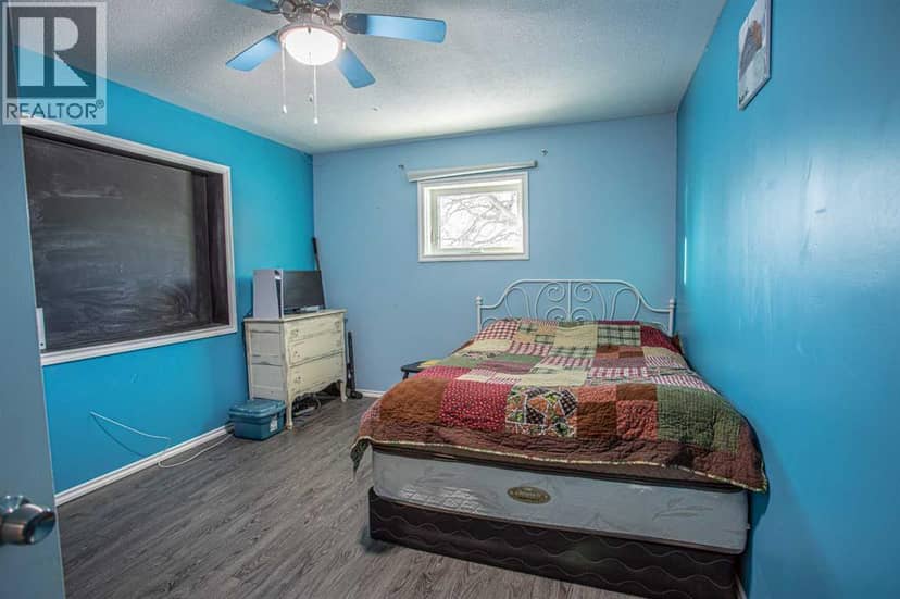 109531 Range Road 175 — photo 18 of 40